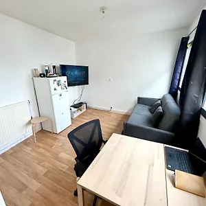Petit Etudiant Sur La Canal De L'ourcq Appartement